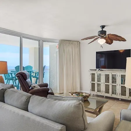 Long Beach Resort 4-1101